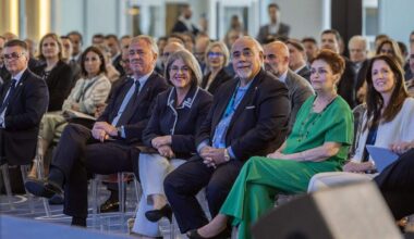 What county officials texted after PortMiami fuel deal nixed