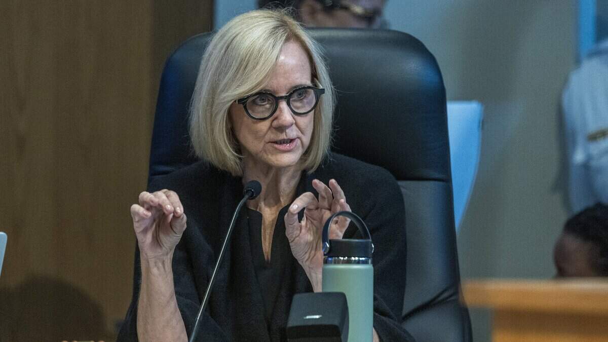 Miami commission advances mayor’s $450M bond to November