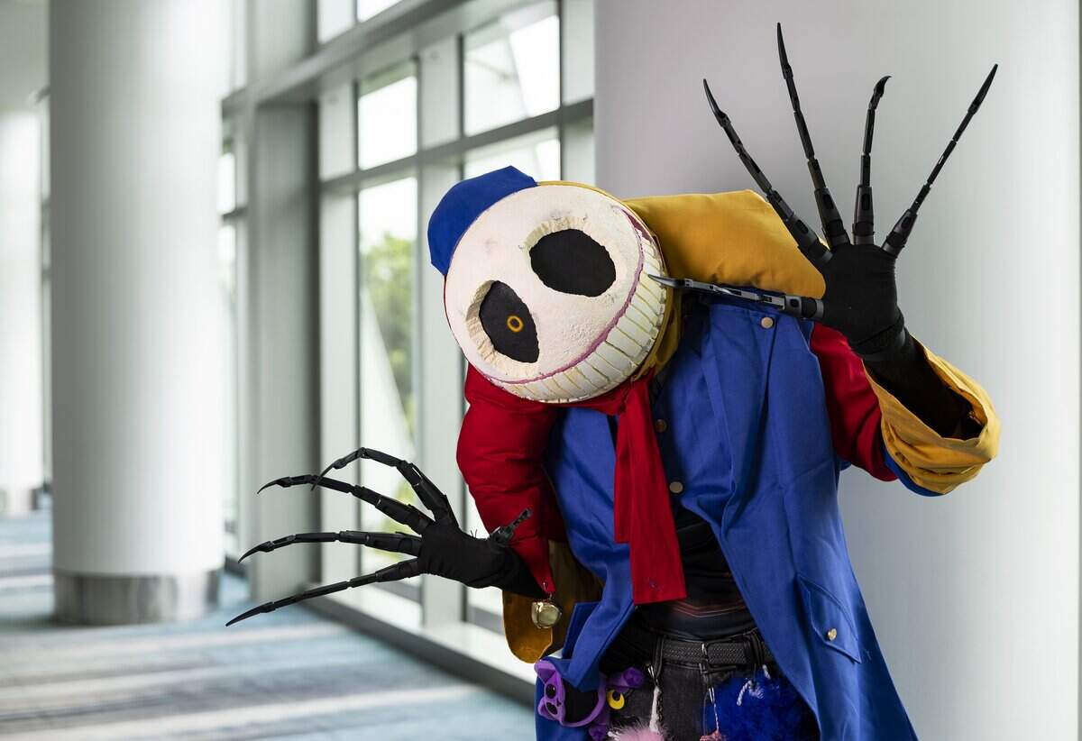 Ben Alonso cosplays as PROTOTYPE from Poppy Play Time during Florida Supercon 2026 at the Miami Beach Convention Center on Friday, July 10, 2026, in Miami Beach, Fla.