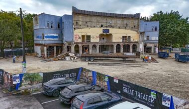 City of Miami clears way to rebuild Coconut Grove Playhouse