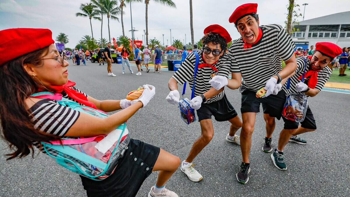 Live World Cup updates England vs. France in Miami Gardens