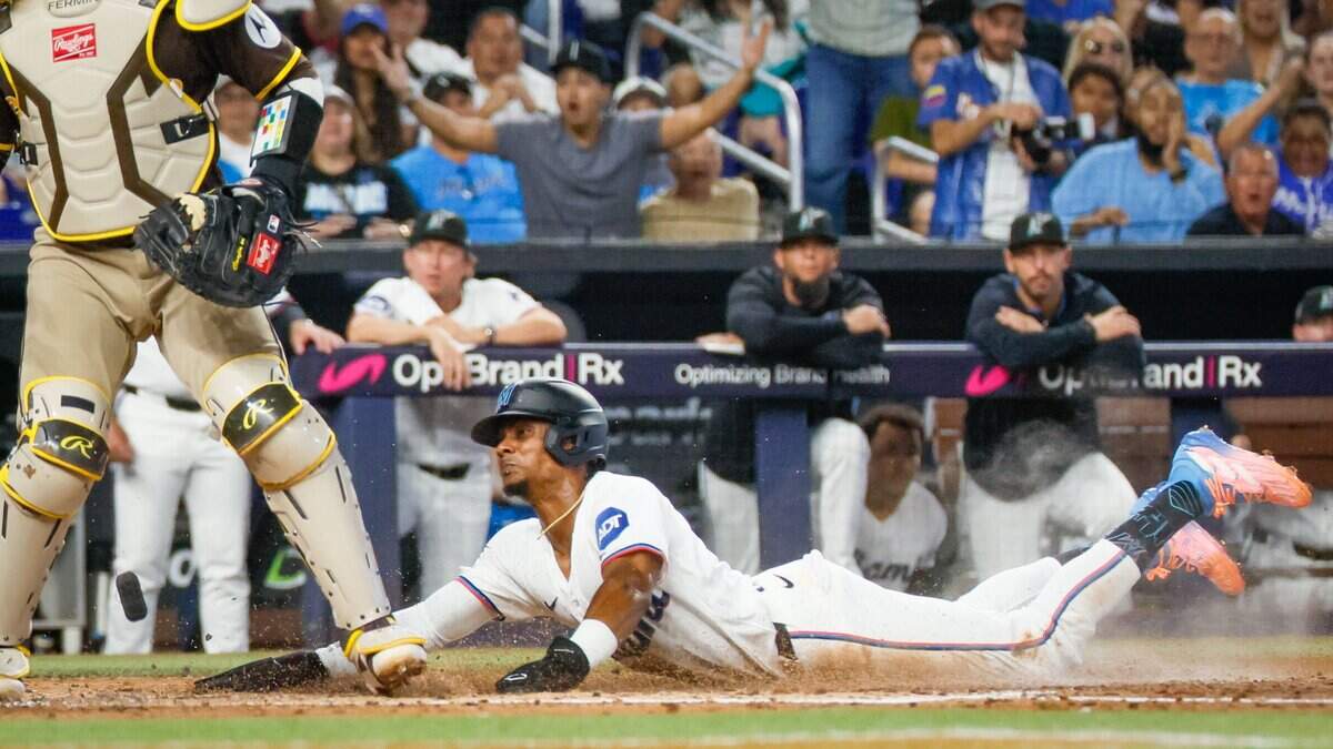 Marlins tie franchise record with 11th straight loss