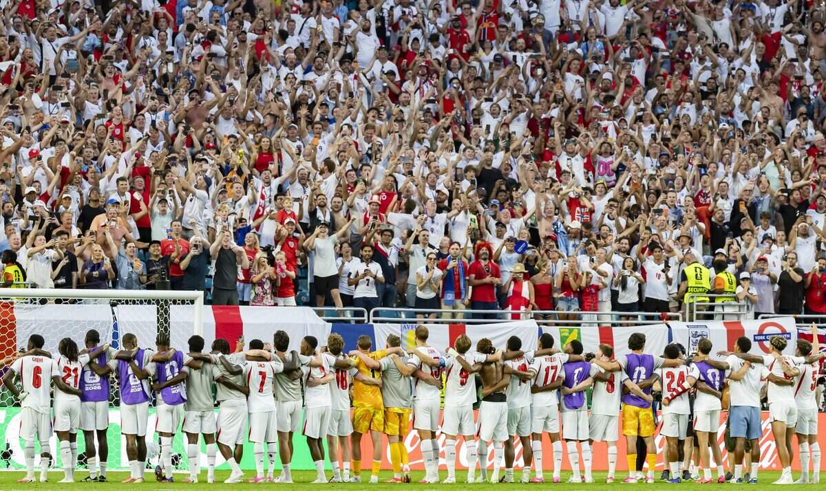 England players gather to greet fans after they defeated Norway in the extra time of their FIFA World Cup 2026 Quarter Final soccer match at Hard Rock Stadium (Miami Stadium) on Saturday, July 11, 2026 in Miami Gardens, Fla.