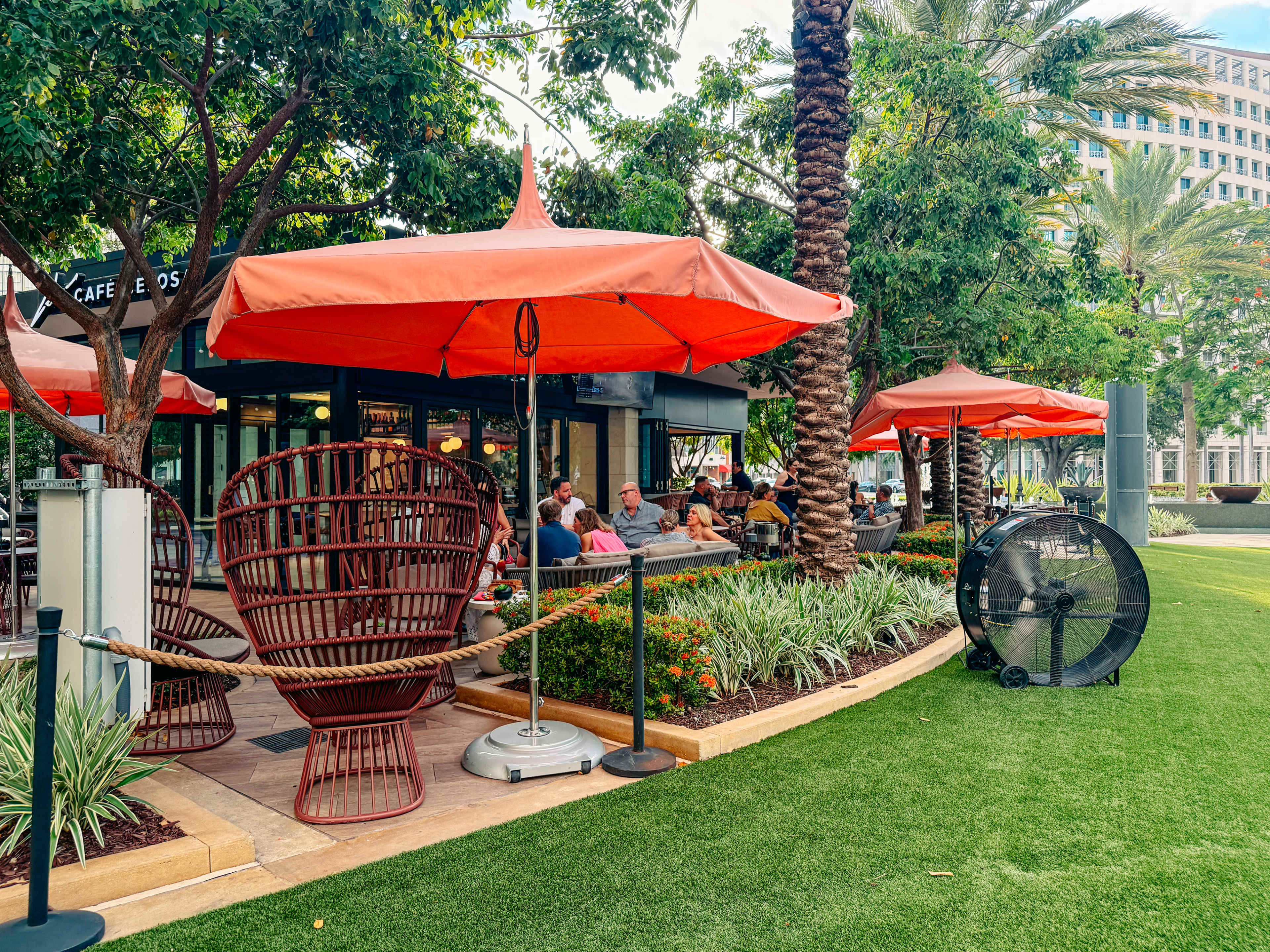 exterior of bar mini