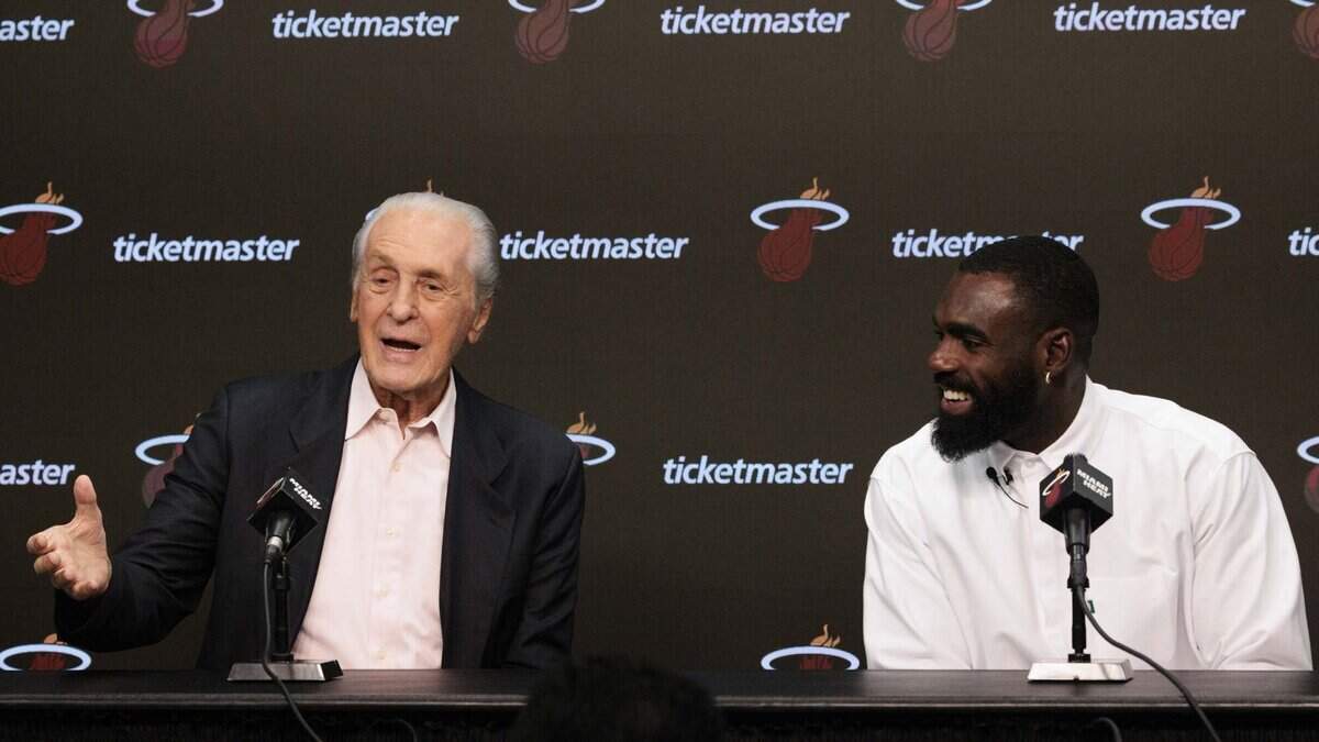 Tim Hardaway Jr. returns to Miami wearing father’s No. 10