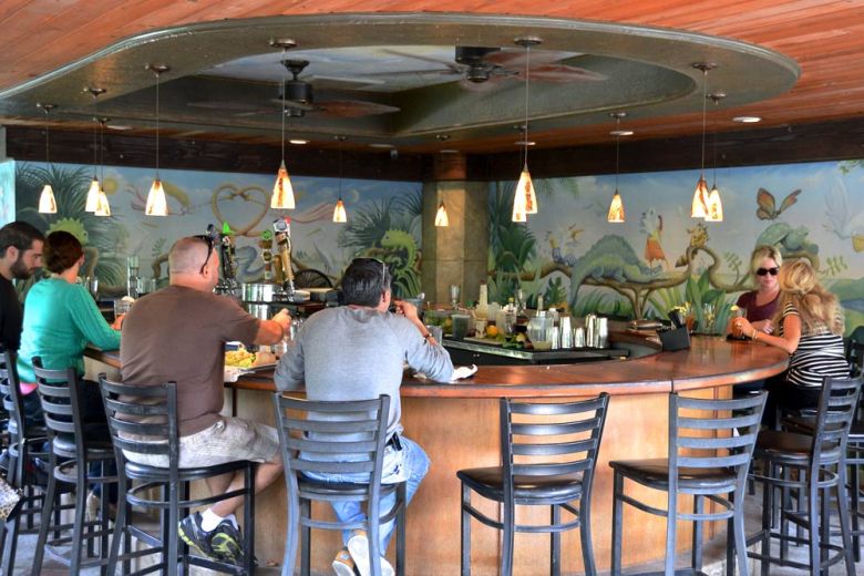 Orlando bars Eden Bar at Enzian
