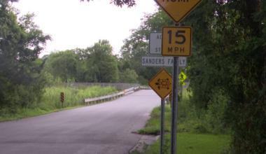 Turtle crossing signs placed around Sturgeon City in Jacksonville