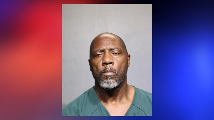 Jacksonville man charged in $214K gold coins theft from FedEx facility