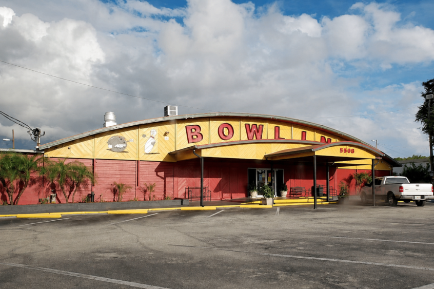 Exterior of the former Pinarama Bowling Center on South Dale Mabry Highway in Tampa.