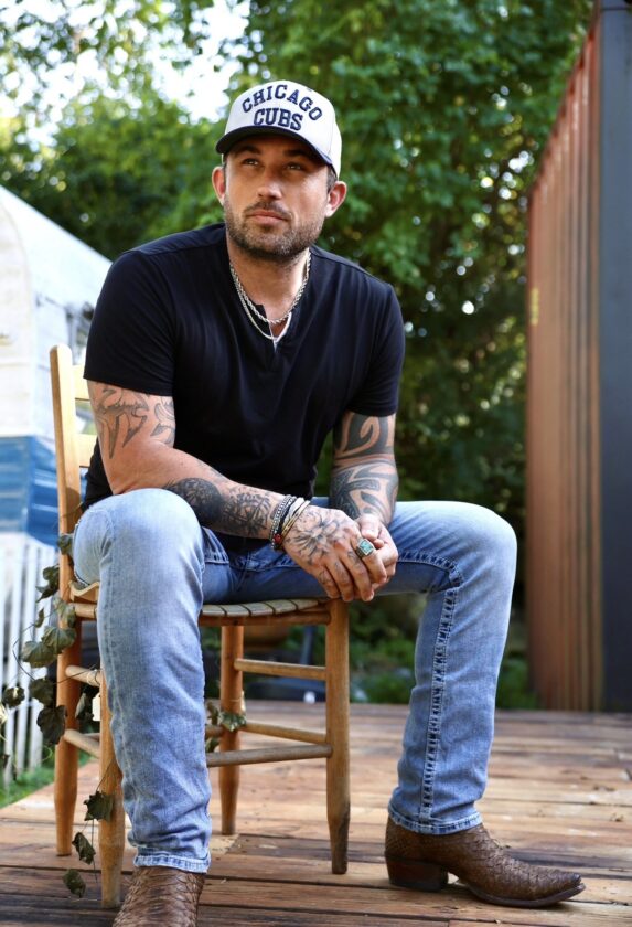 Michael Ray to headline Pink Shell’s Island Hopper pool party - FORT MYERS