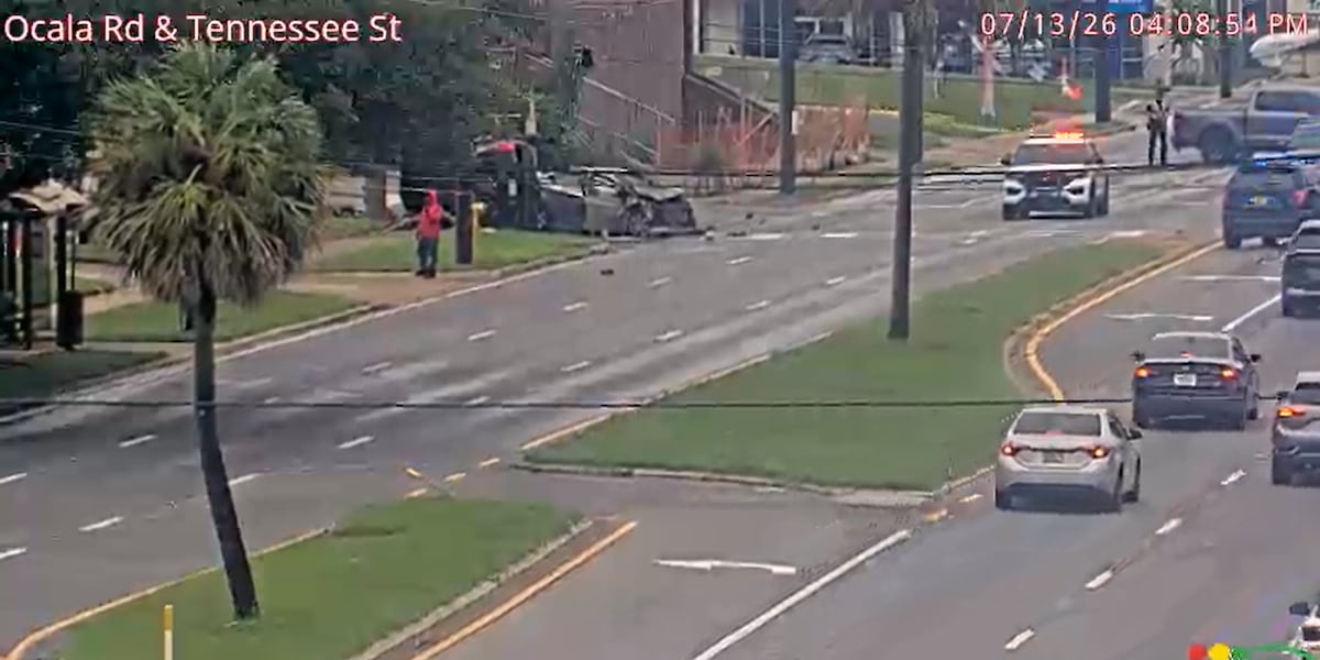 Tallahassee Police respond to crash with injuries at W Tennessee Street, High Road intersection