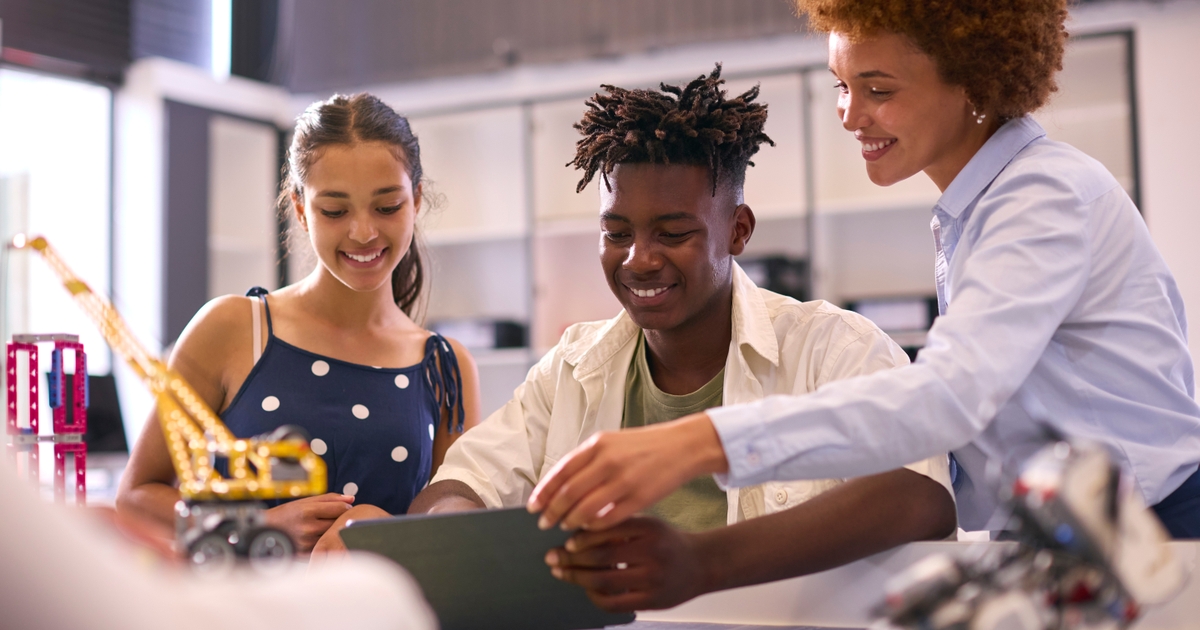 Duke Energy Foundation invests $773,000 to strengthen STEM education in Florida | Duke Energy