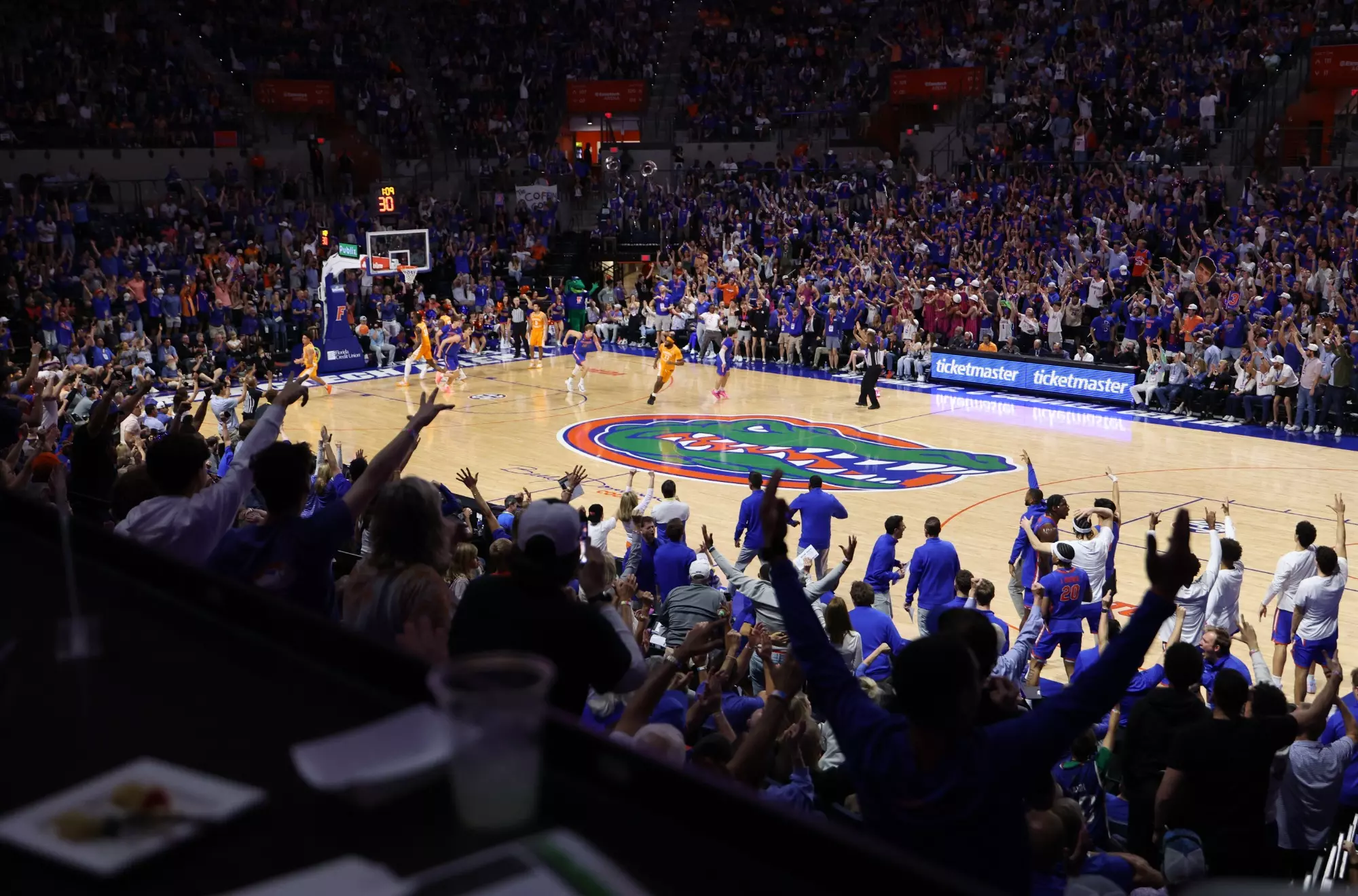 Gators 91, Volunteers 67