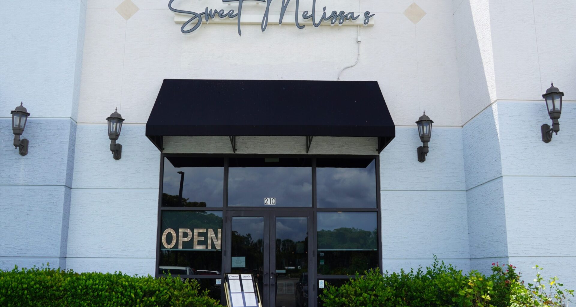 Sweet Melissa’s announces Summer Wine Dinner Series & three-course prix fixe menu