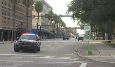 Heavy police presence shuts down part of East Bay Street in downtown Jacksonville