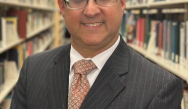Questionnaire: Roberto Fernandez III, candidate for Broward School Board District 6 – Sun Sentinel