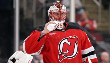 Florida Panthers acquire goalie Jacob Markstrom from Devils