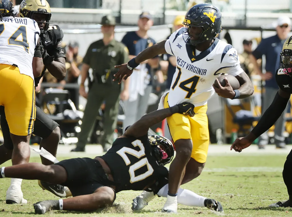 Lewis Carter leads UCF's linebacker group in 2026