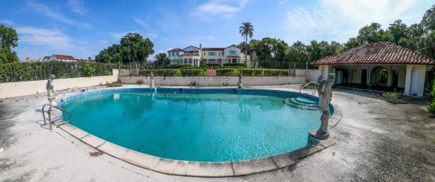 A view from the pool deck looking at the Merrywood House. (Joe Burbank/Orlando Sentinel)