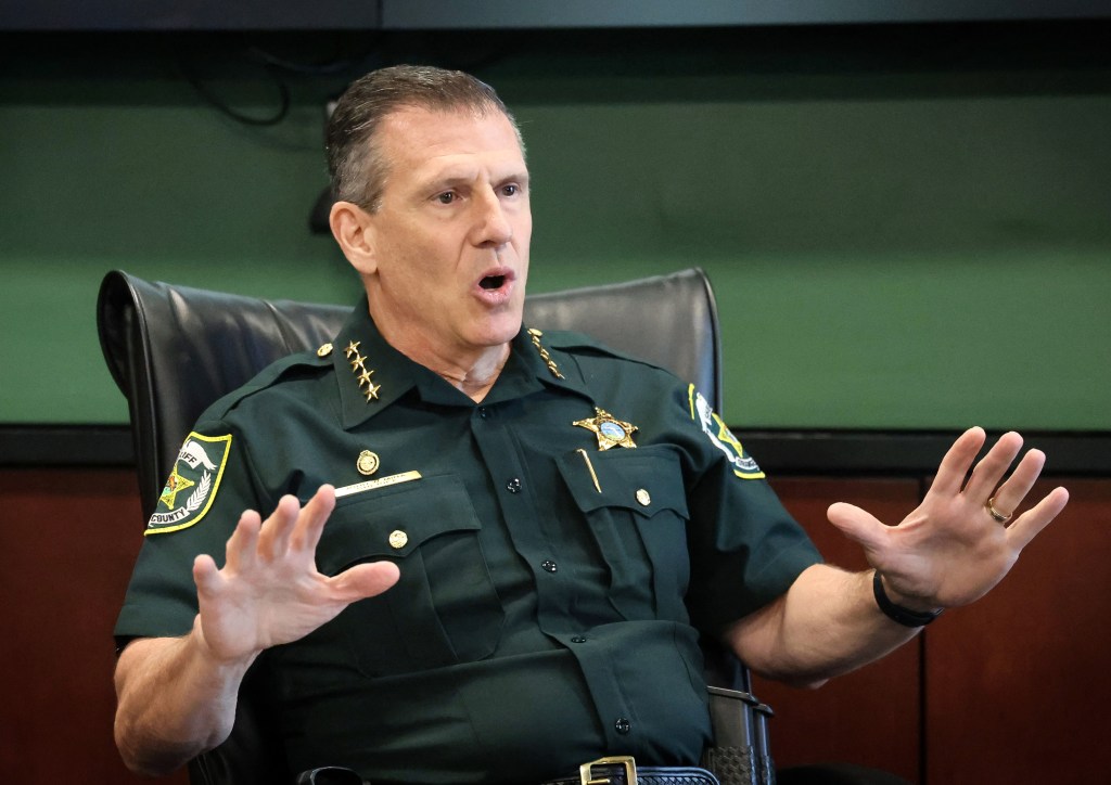 Orange County stalls hiring deputies amid property-tax woes