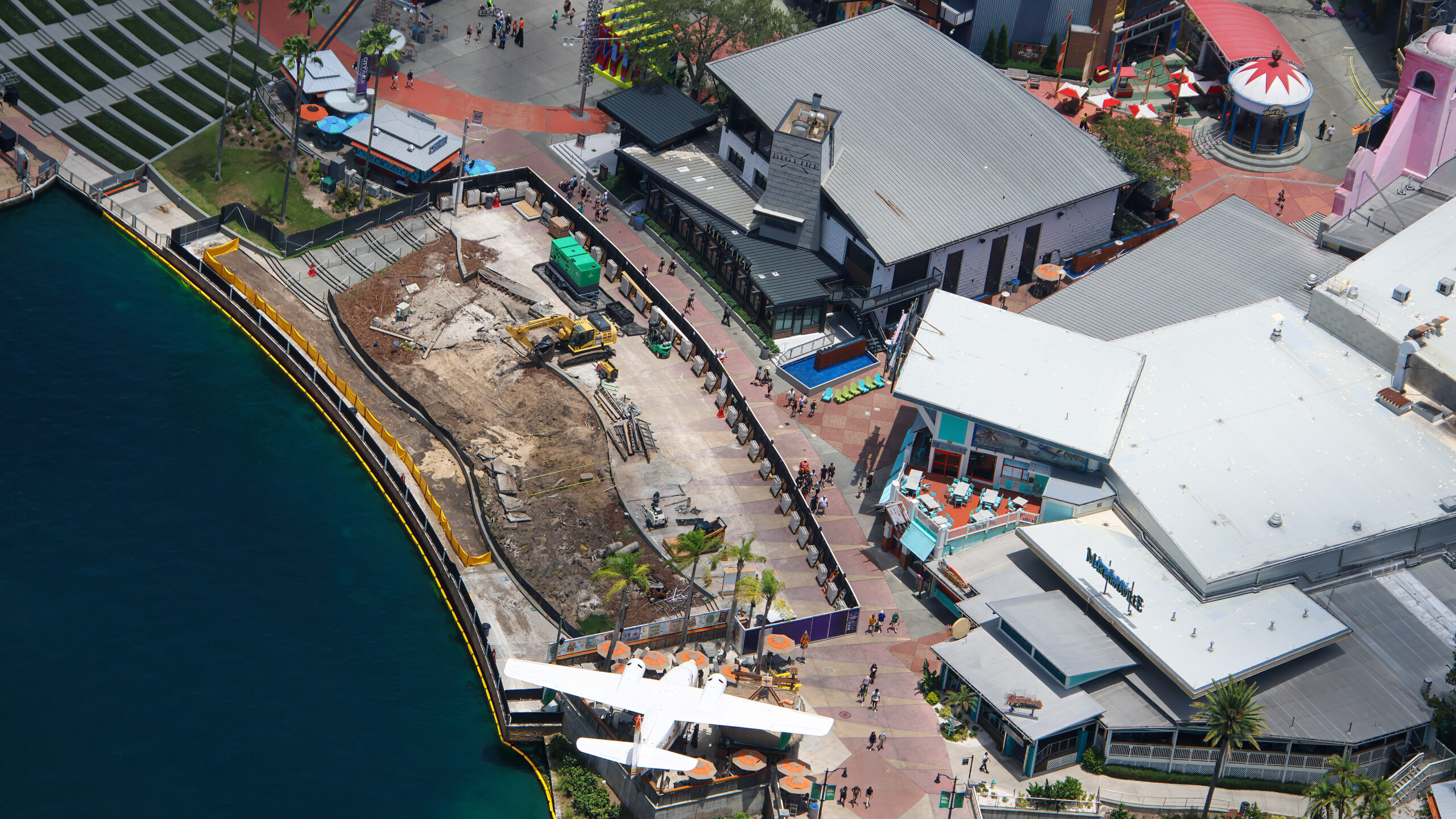 Two projects are rapidly reshaping separate areas of Universal CityWalk Orlando, with a new bar and restaurant on the horizon and faster bus access for resort guests.