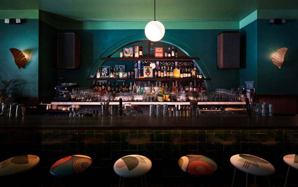 ViceVesa Main Bar