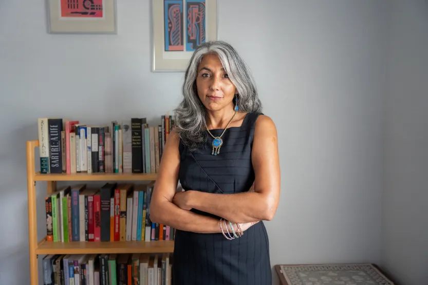 English professor, fired for assigning "political" short story, sues South Florida State College