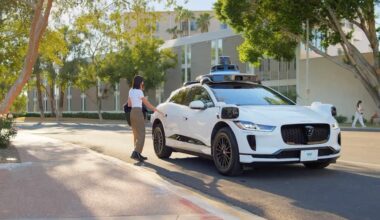 Waymo’s self-driving taxis are about to start public service in Tampa