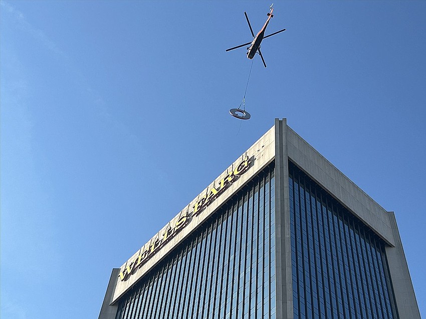 High Angle Services removes the letter O from what was called Wells Fargo Center in Downtown Jacksonville on July 14, 2024. The building is now called 1 Independent. High Angle Services removes the letter O from what was called Wells Fargo Center in Downtown Jacksonville on July 14, 2024. The building is now called 1 Independent.