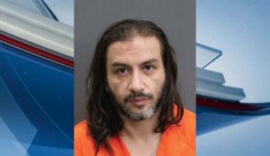 Tampa man arrested after undercover sting for allegedly trying to meet two children for sex, deputies say