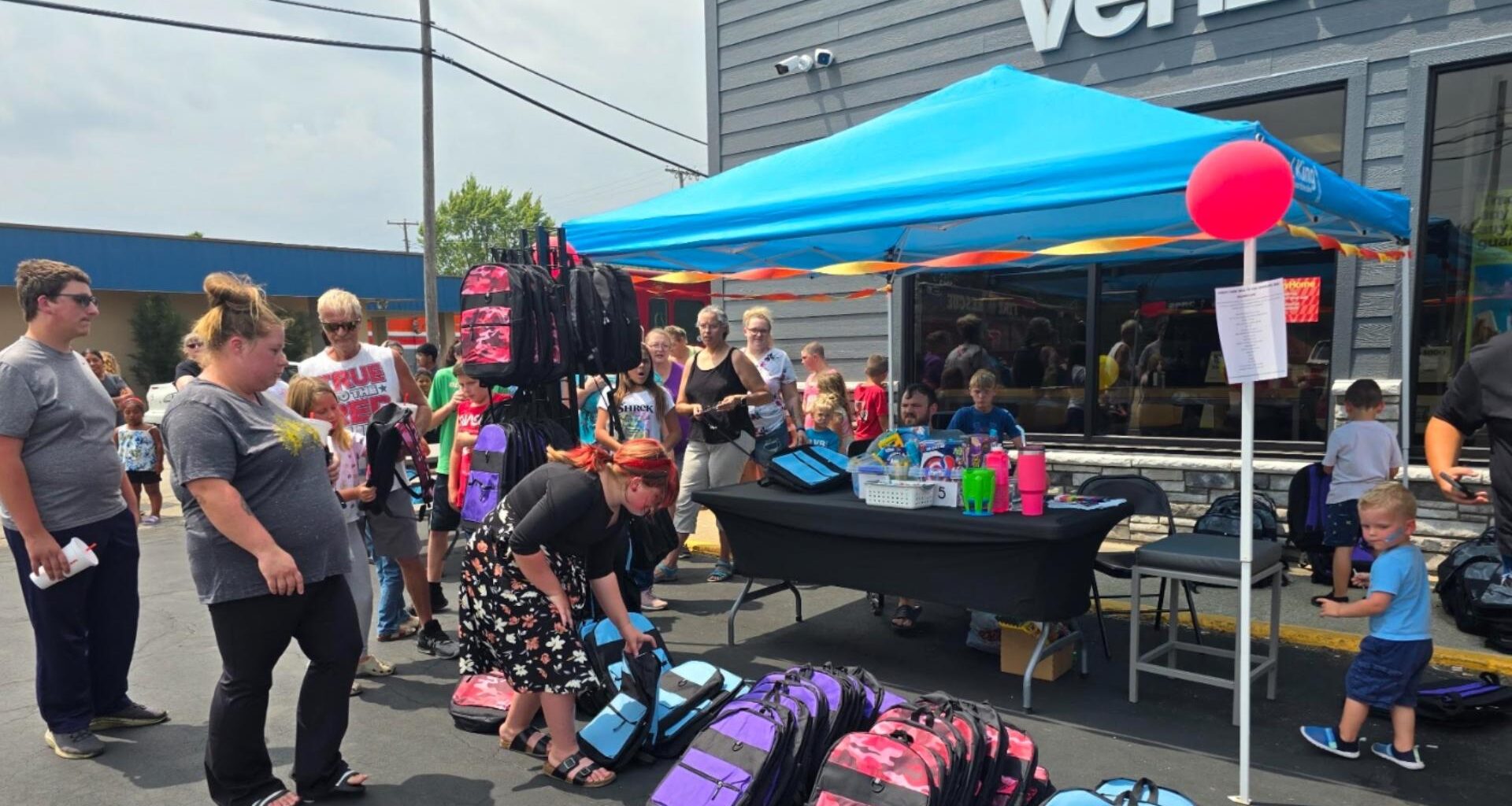 Verizon stores giving away free backpacks across the First Coast Sunday