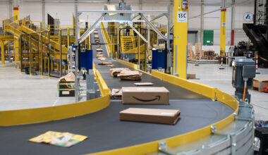 Amazon to temporarily close Port St. Lucie fulfillment center, laying off 500 workers
