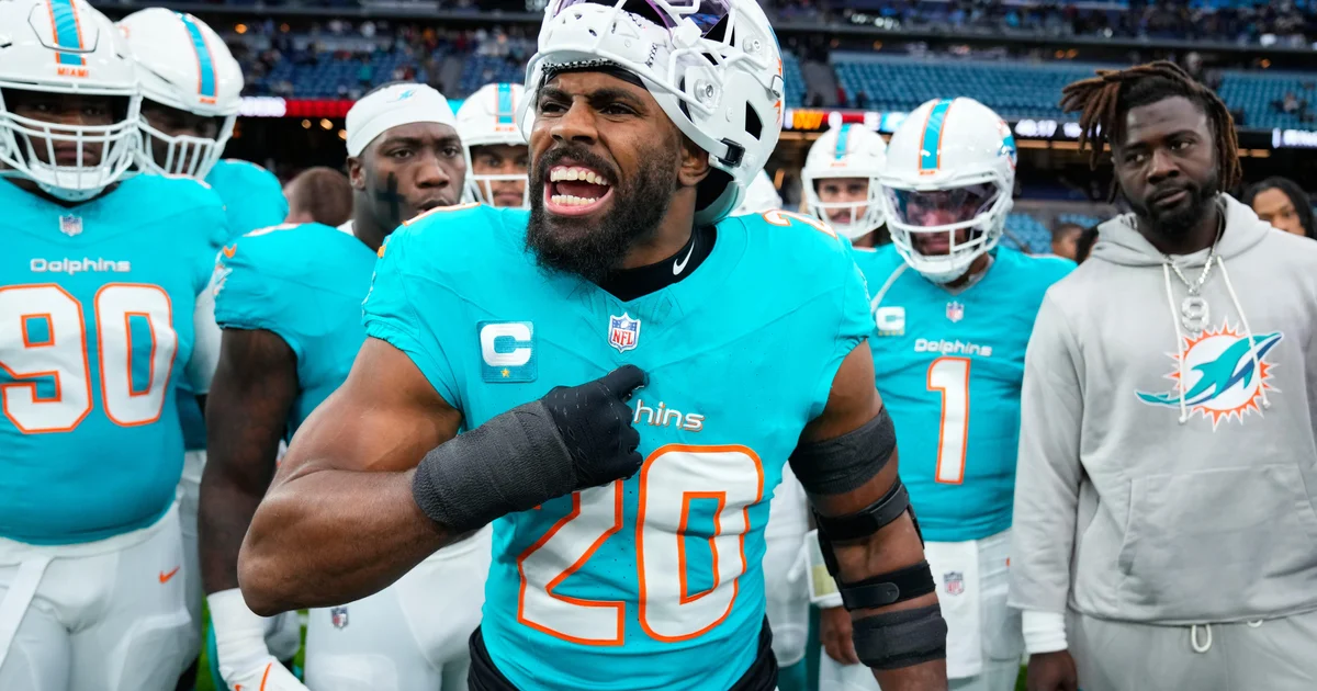 Veteran linebacker Jordyn Brooks signs 3-year extension with Miami Dolphins, AP source says