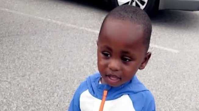 Mother charged after 2-year-old accidentally shot in Florida