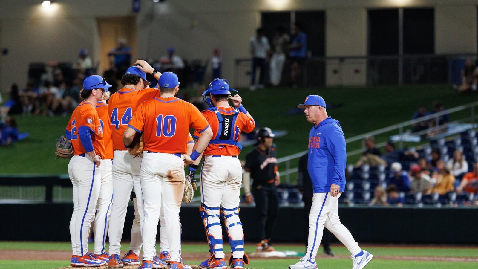 Florida hires Todd Butler as assistant baseball coach