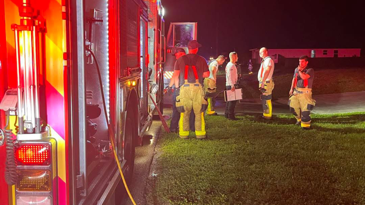 Cape Coral firefighters respond to back-to-back house fires