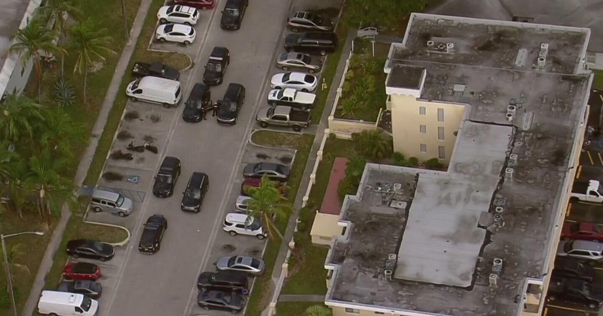 cbsmiami-child-falls-from-window-1.jpg