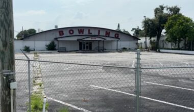 South Tampa's former Pinarama bowling alley sells for $3.2 million