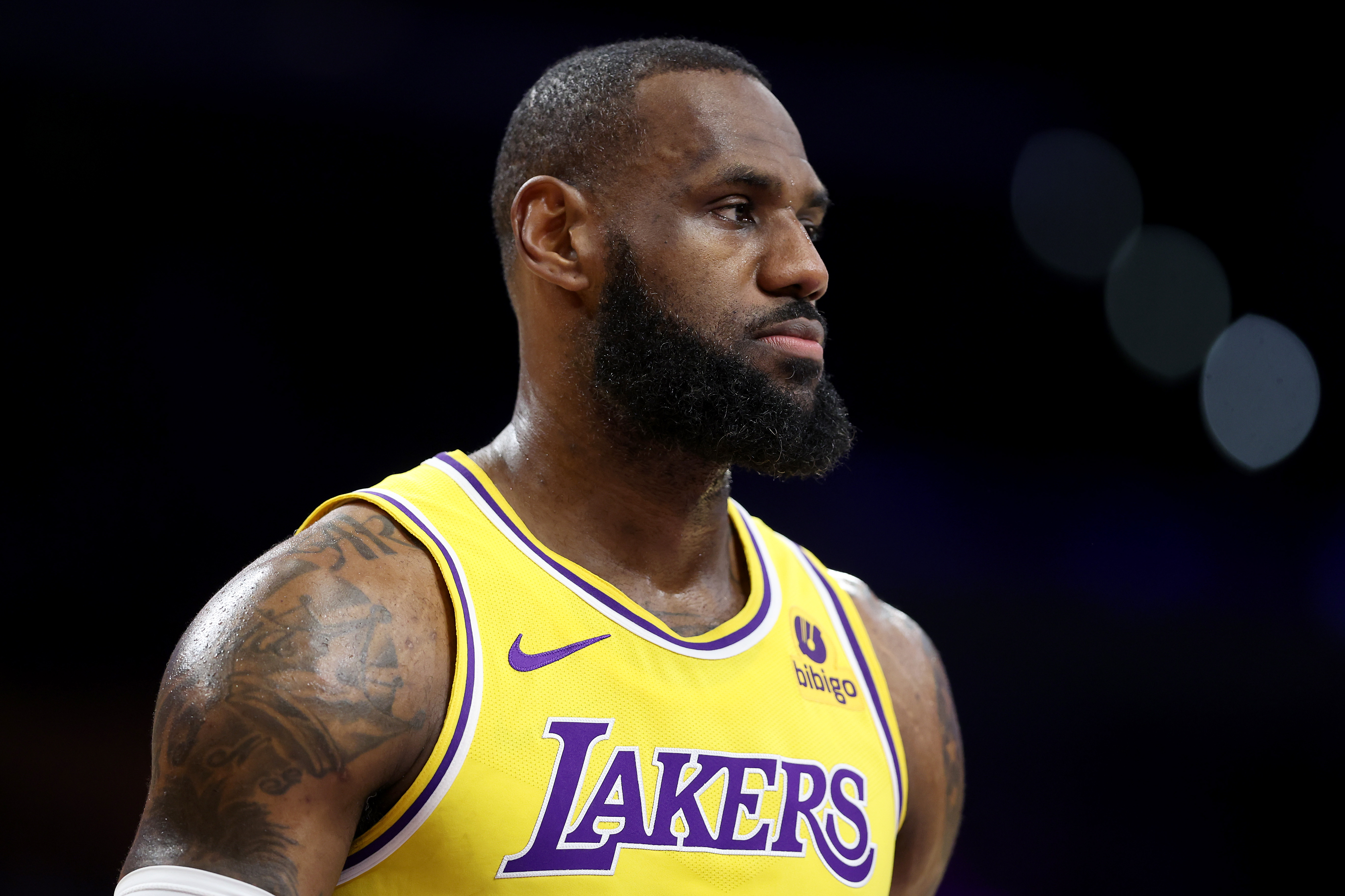 Charlotte Hornets v Los Angeles Lakers