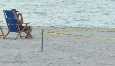 1 dead, 3 others hospitalized after lightning strike on Florida beach