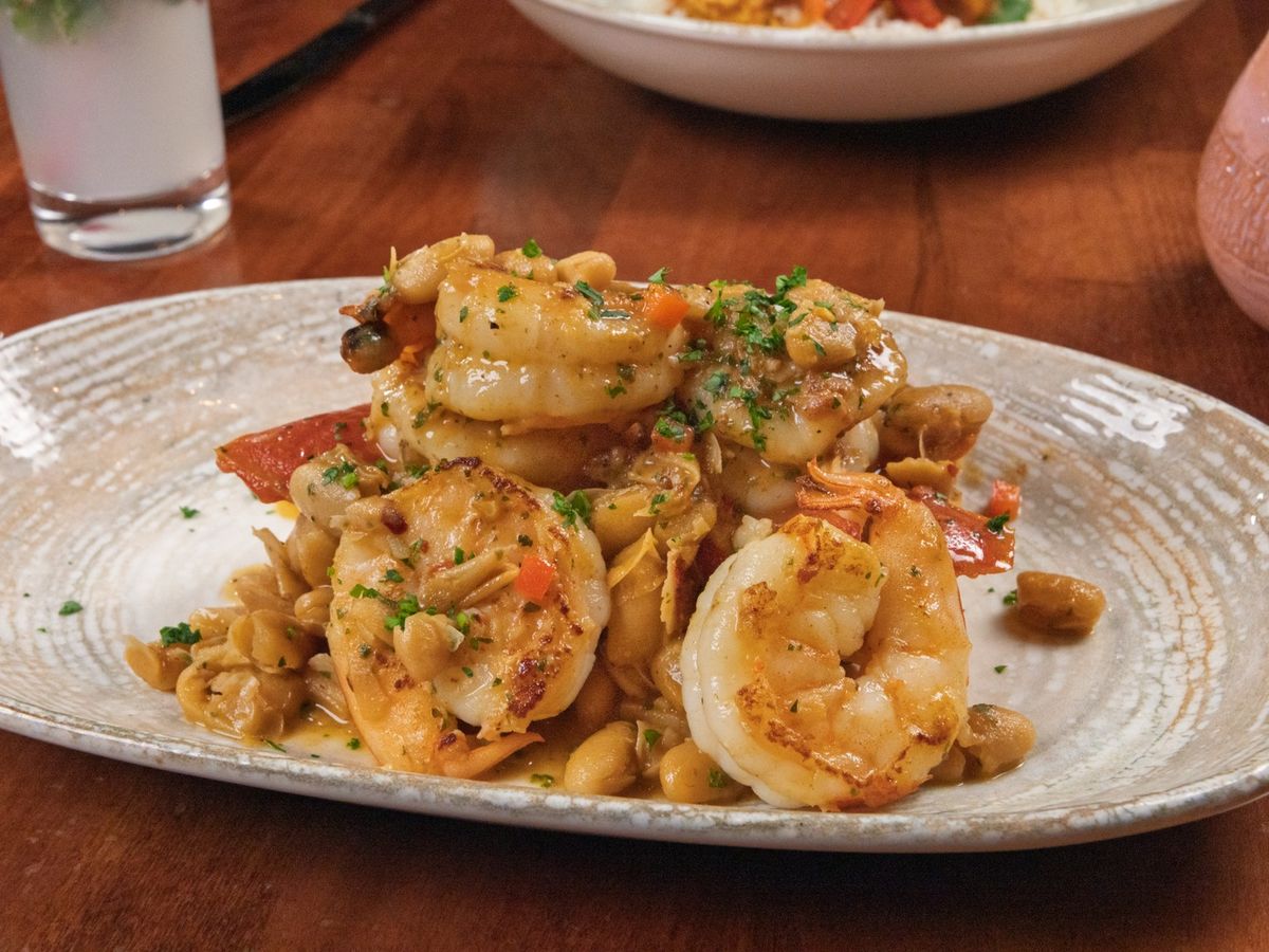 One of the most popular dishes are the prawns al ajillo