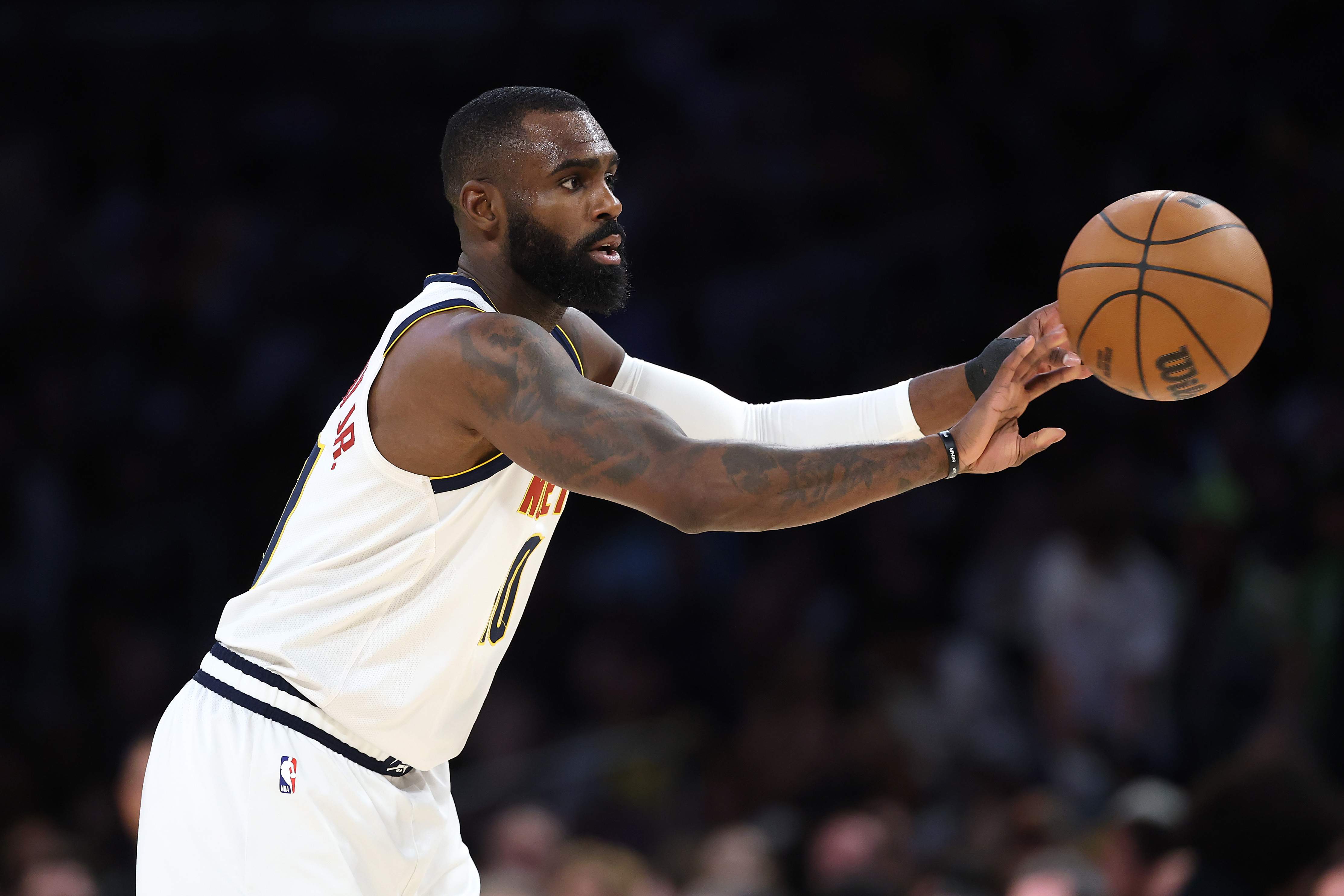 Denver Nuggets v Los Angeles Lakers