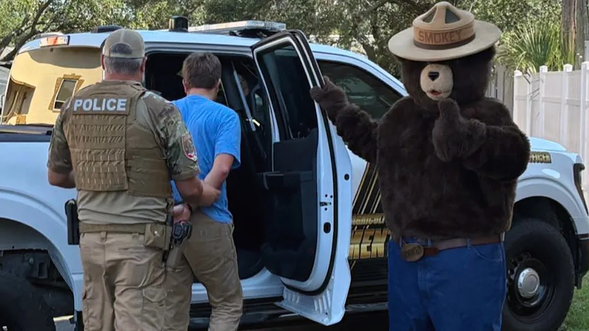 Florida man accused of stealing, selling Smokey Bear signs online for $1,900 a piece