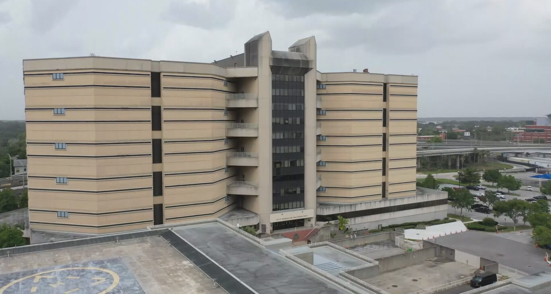 Woman pleads guilty to murdering cellmate inside Duval County jail