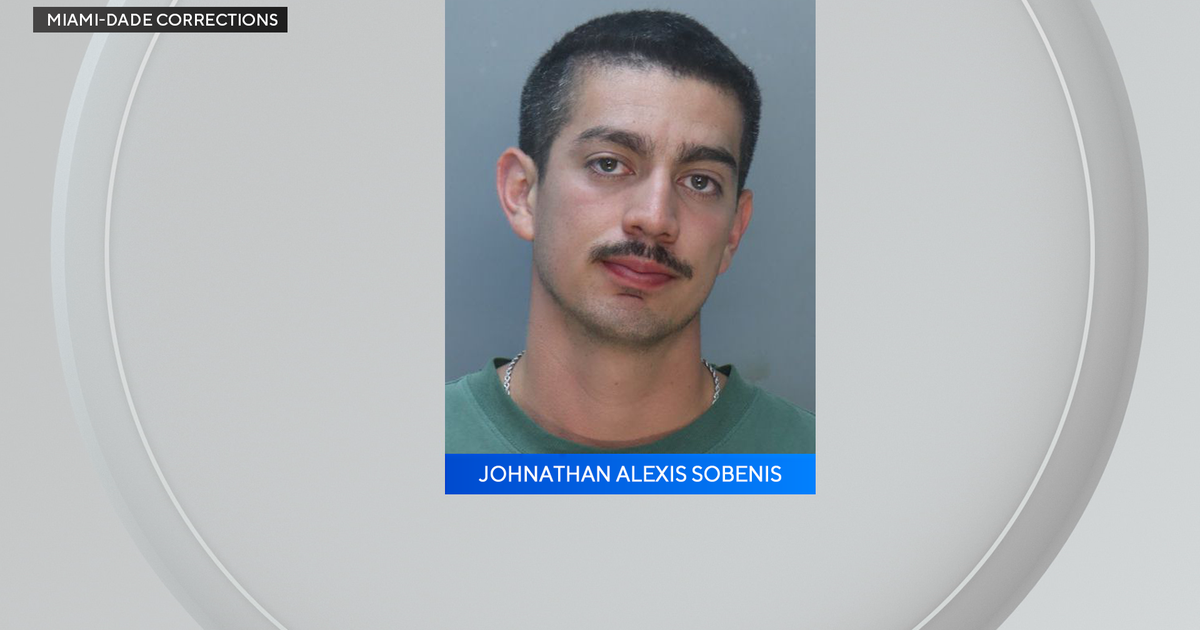 Miami firefighter accused of trying to punch off-duty police officer at Dolphin Mall, arrest records say