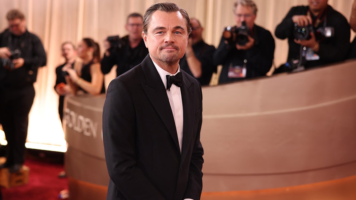 Leonardo DiCaprio walks red carpet at Golden Globes