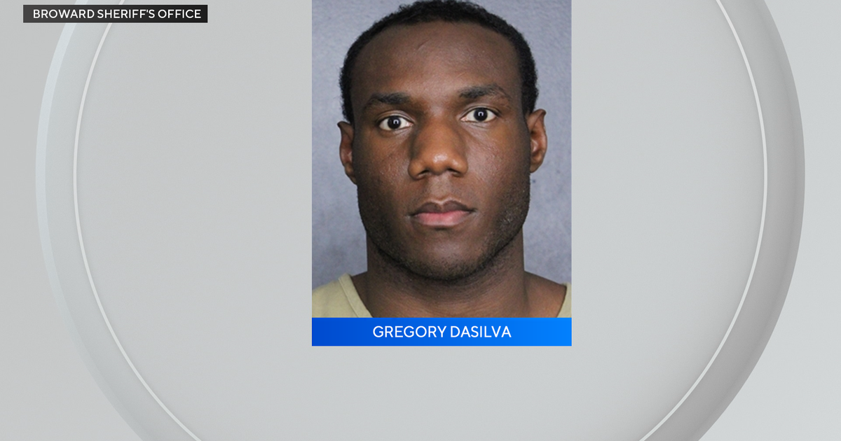 Man charged with premeditated murder in Lauderhill fatal double stabbing