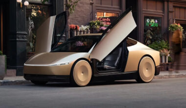 Tesla Rolls Robotaxis Into Orlando and Tampa – One Day Before Earnings