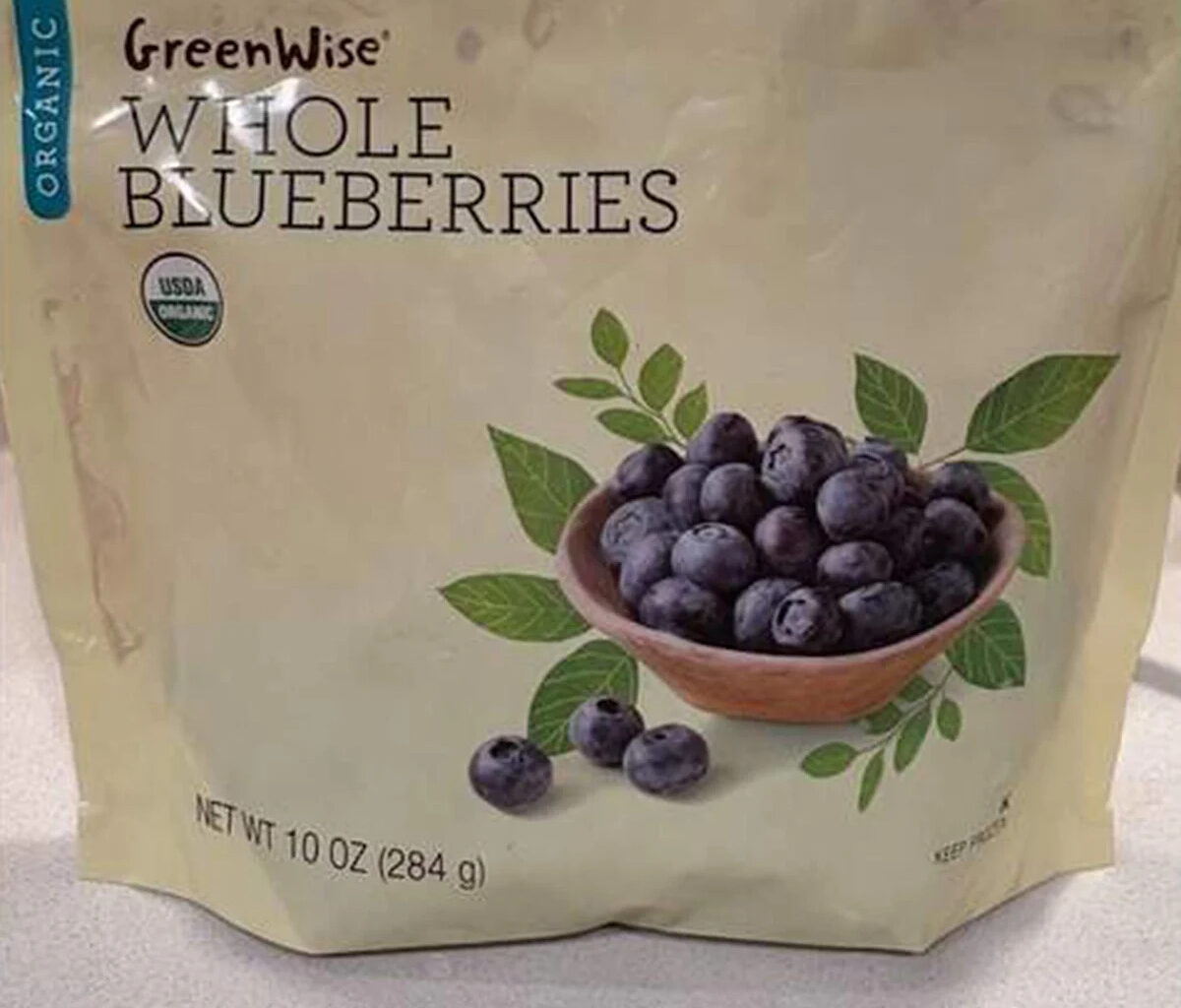 Florida Couple Sues Publix for Over $100,000—Says Frozen Blueberries Gave Them E. Coli