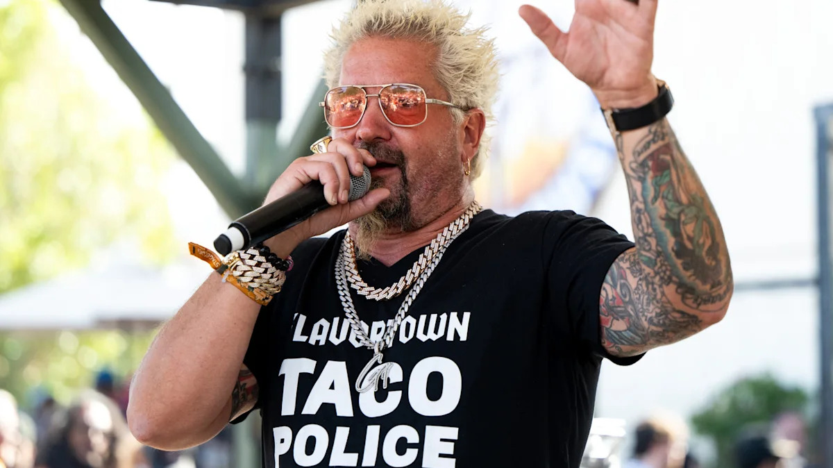 The Tampa, Florida Taco Truck Where Guy Fieri Had 'One Of The Best Tortas'